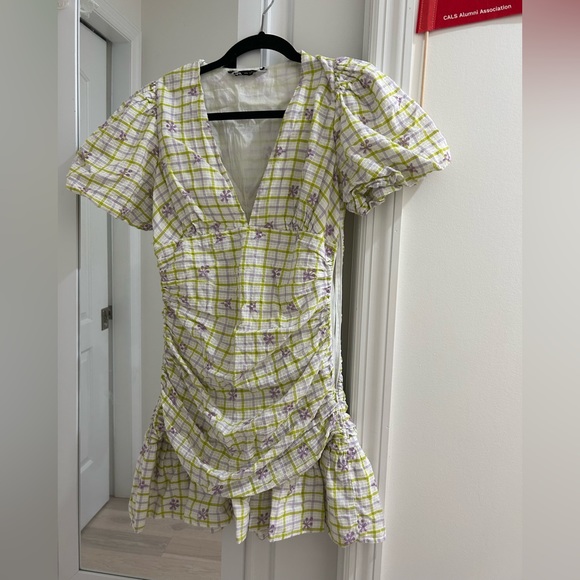 Zara Dresses & Skirts - Zara Dress